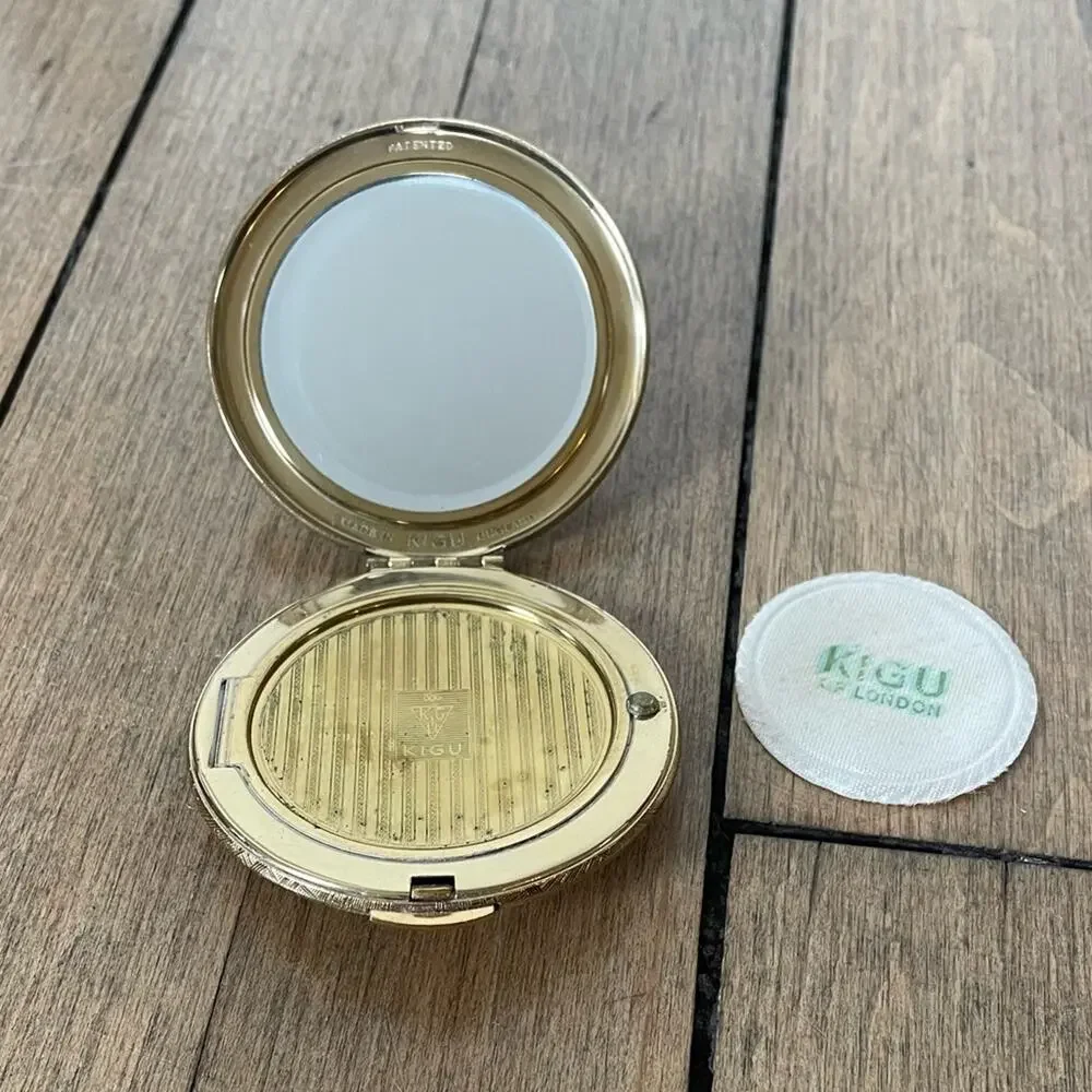 Vintage 60s KIGU of London Art Deco Gold Tone Compact